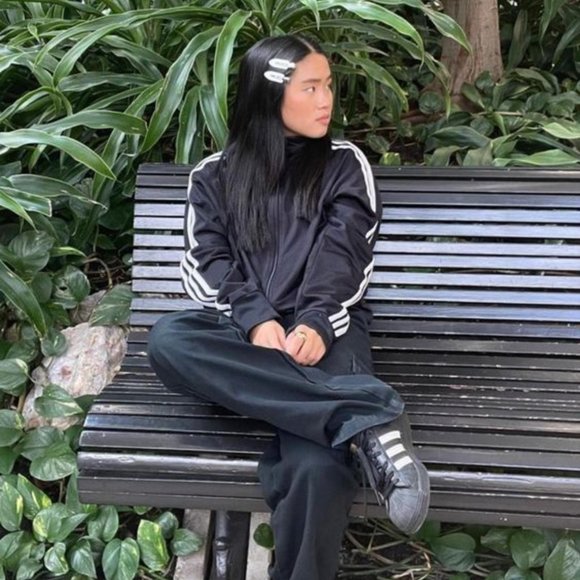 Black Adidas bomber jacket - Picture 8 of 8